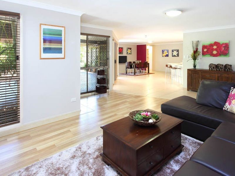 28 Crestwood Place, Moggill QLD 4070