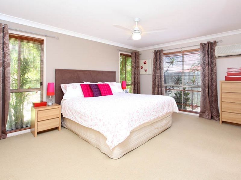 28 Crestwood Place, Moggill QLD 4070