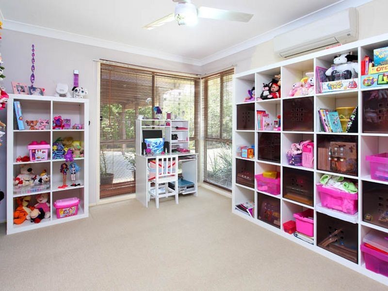 28 Crestwood Place, Moggill QLD 4070