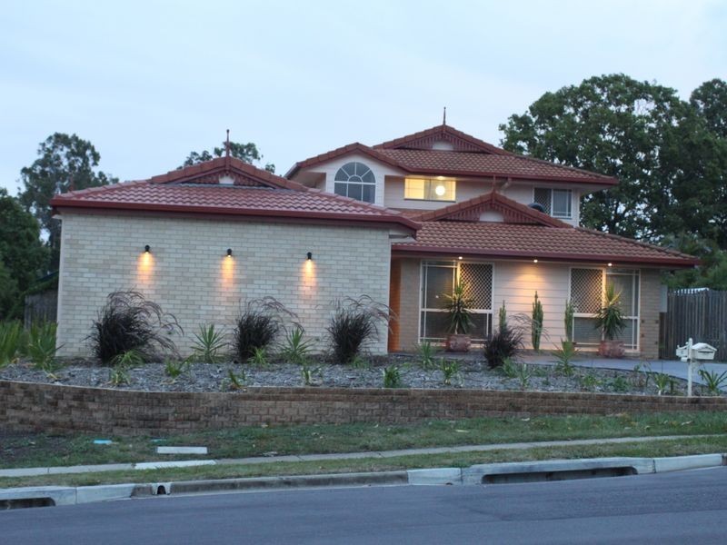 8a Church Road, Bellbowrie QLD 4070