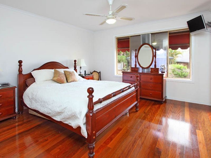 29 Broadmoor Street, Kenmore Hills QLD 4069