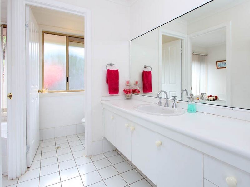 29 Broadmoor Street, Kenmore Hills QLD 4069