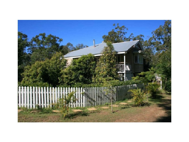 196 Grandview Road, Pullenvale QLD 4069