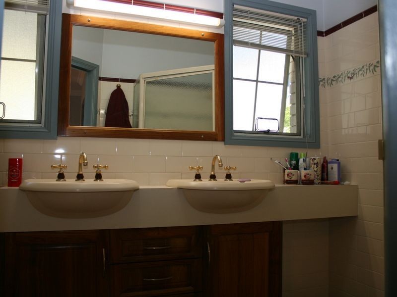 10 Westcott Place, Bellbowrie QLD 4070