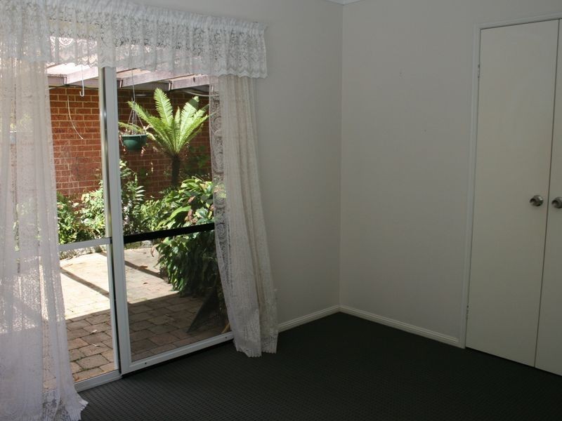 16/67 Brookfield Rd, Kenmore QLD 4069