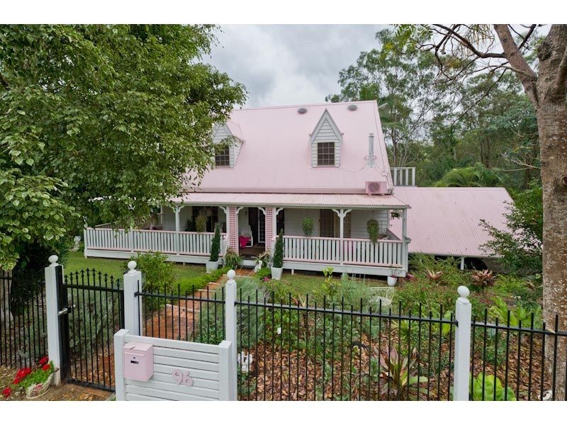 96 Banksia Drive, Mount Crosby QLD 4306