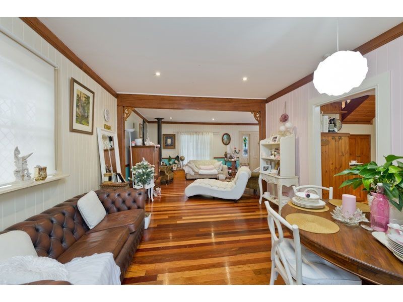 96 Banksia Drive, Mount Crosby QLD 4306