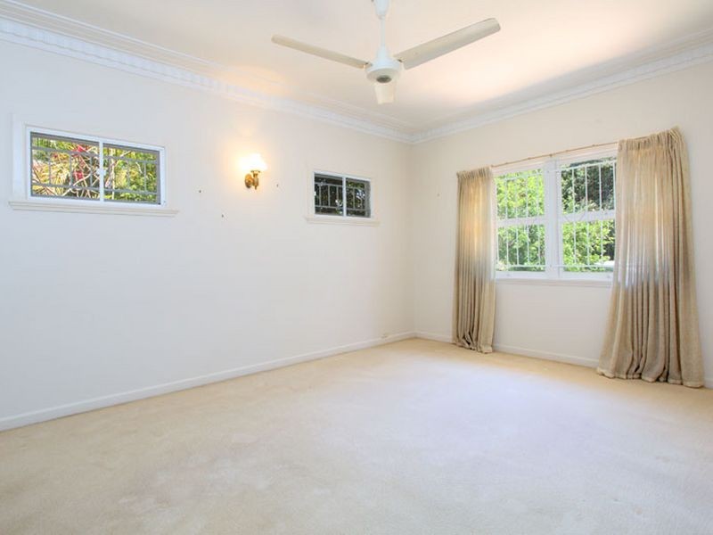 1058 Moggill Rd, Kenmore QLD 4069