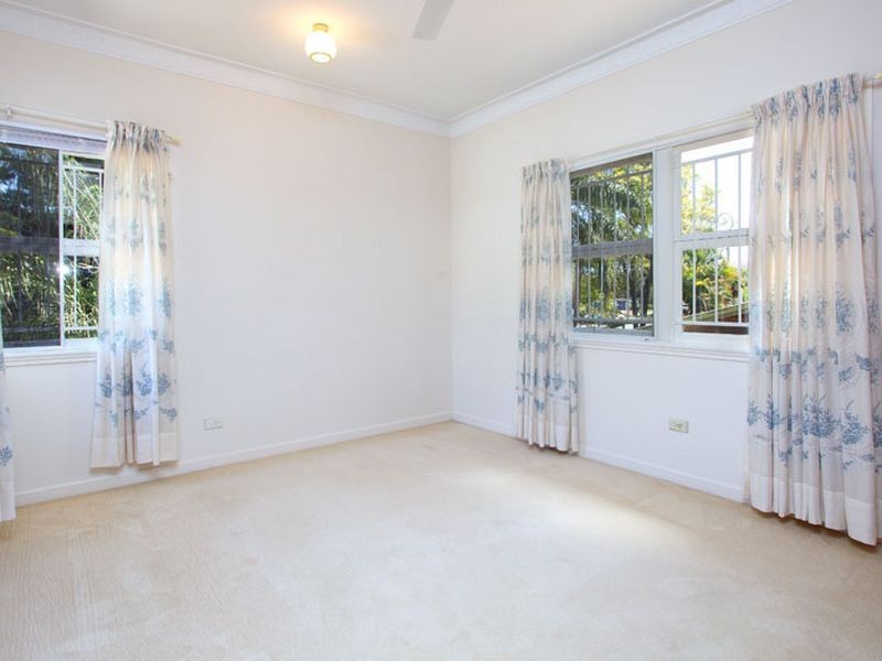 1058 Moggill Rd, Kenmore QLD 4069