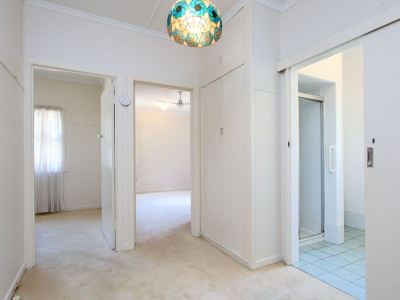 1058 Moggill Rd, Kenmore QLD 4069