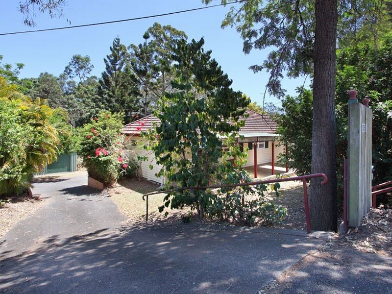 1058 Moggill Rd, Kenmore QLD 4069