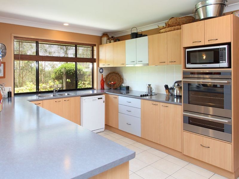 12 Yarula Close, Karana Downs QLD 4306