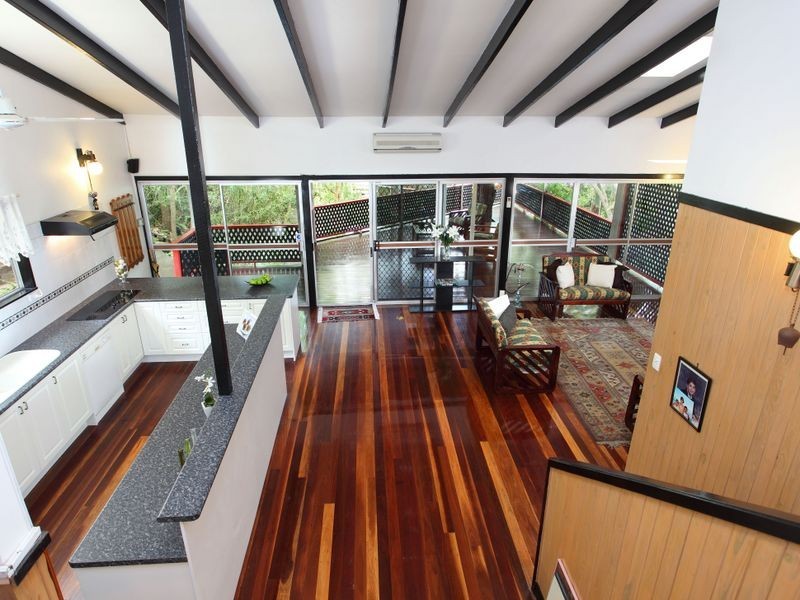 54 Halimah Street, Chapel Hill QLD 4069