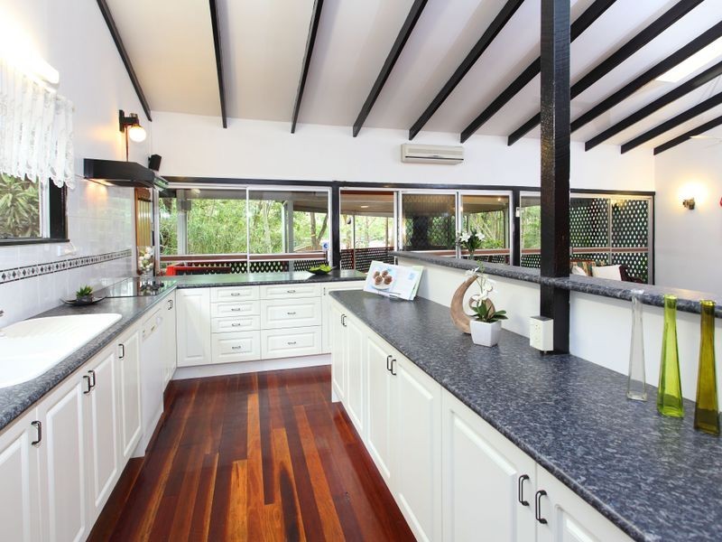 54 Halimah Street, Chapel Hill QLD 4069