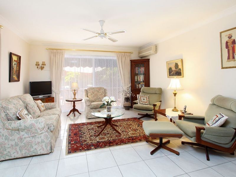 1/67 Brookfield Road, Kenmore QLD 4069