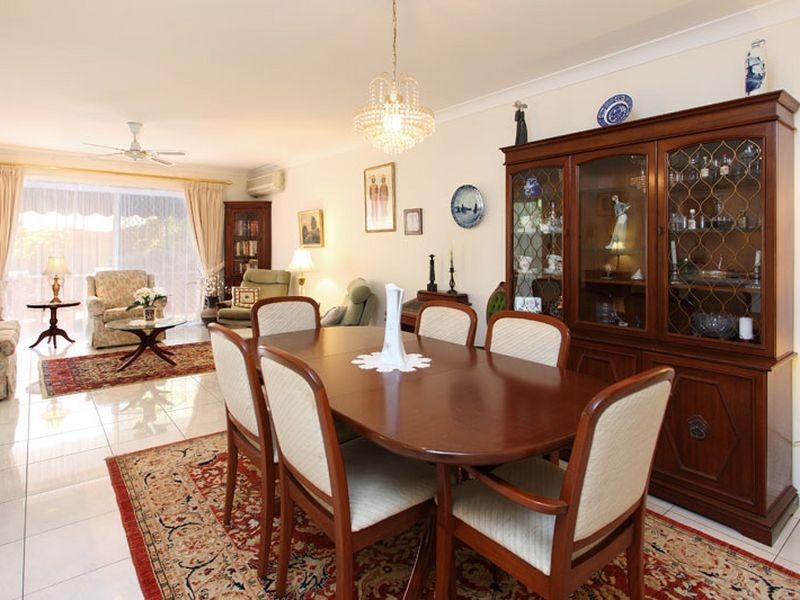 1/67 Brookfield Road, Kenmore QLD 4069