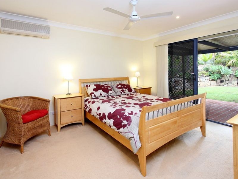 18 Westaway Crescent, Bellbowrie QLD 4070