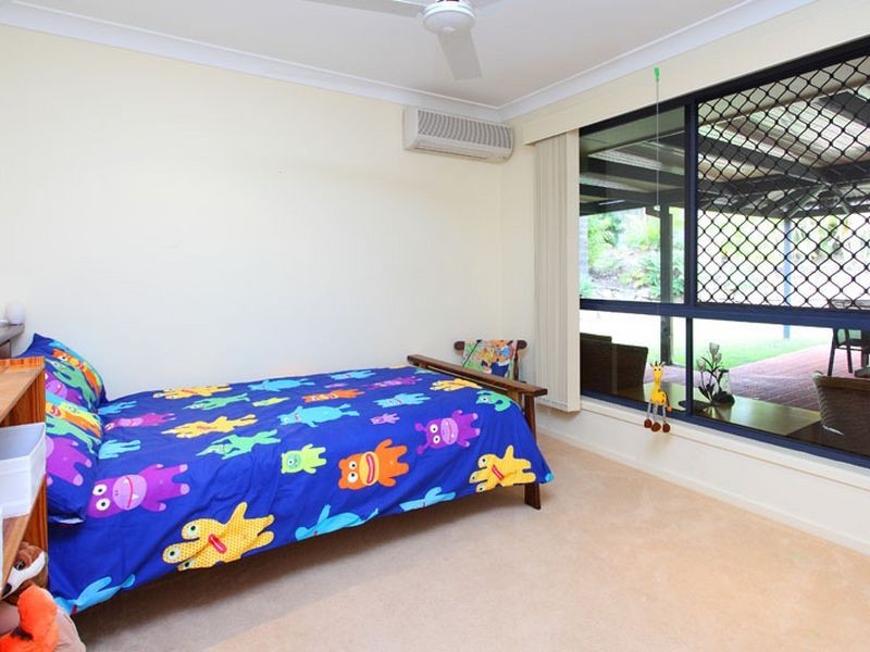 18 Westaway Crescent, Bellbowrie QLD 4070