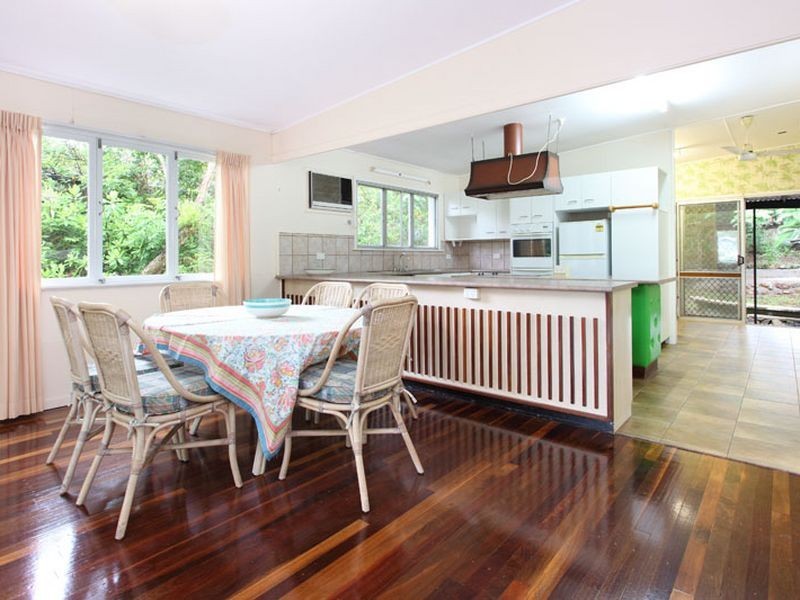 23 Meagan Street, Kenmore QLD 4069