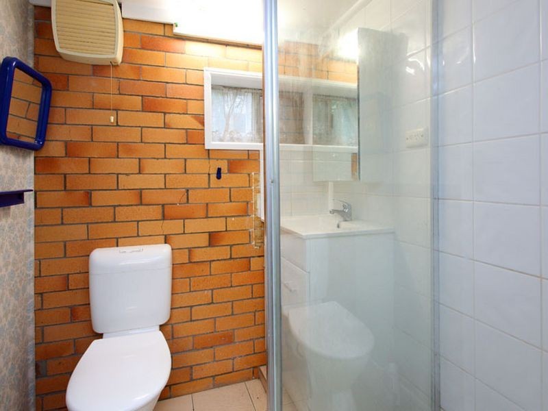 23 Meagan Street, Kenmore QLD 4069