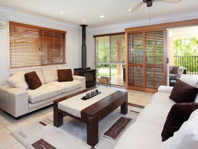 24 Greenford Street, Chapel Hill QLD 4069