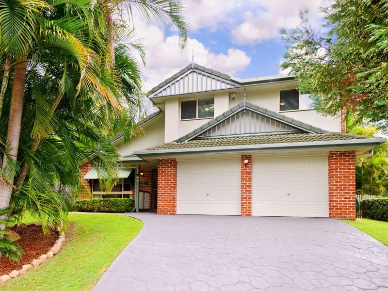 11 Martens Place, Brookfield QLD 4069