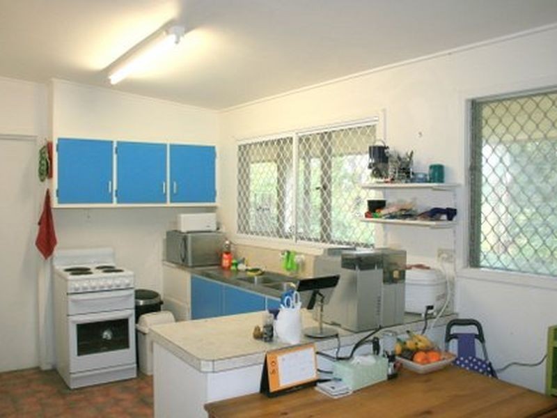 12 Fairholme Street, Kenmore QLD 4069