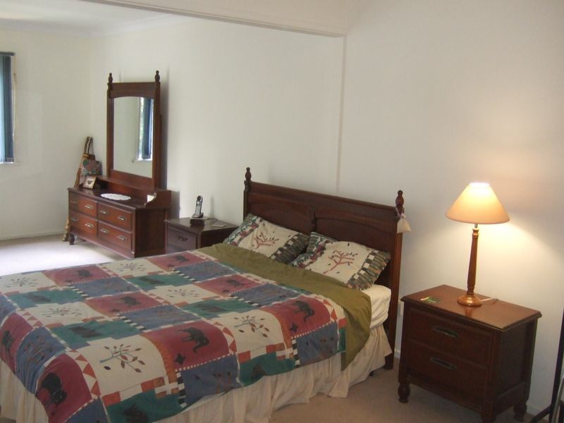 37 Aberfoyle Street, Kenmore QLD 4069