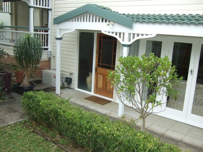 37 Aberfoyle Street, Kenmore QLD 4069