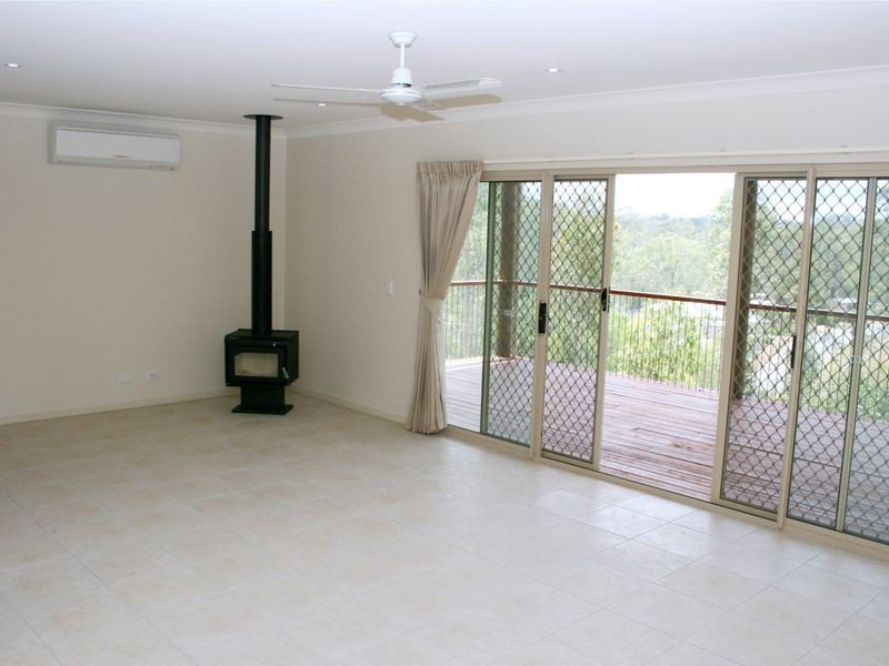 228 George Holt Drive, Mount Crosby QLD 4306