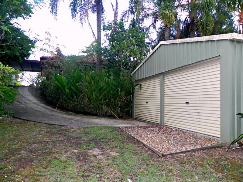 33 Boolungal Way, Karana Downs QLD 4306
