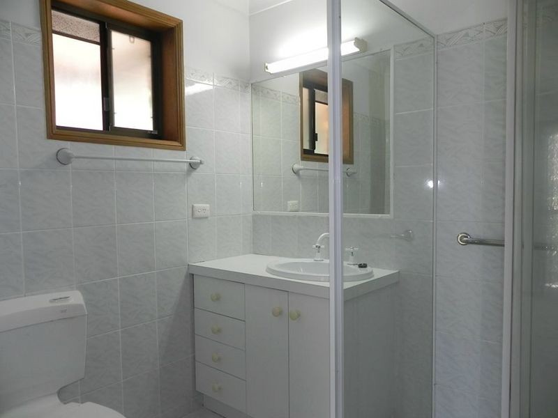 33 Boolungal Way, Karana Downs QLD 4306