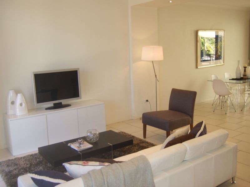 4/6 Soudan Street, Toowong QLD 4066