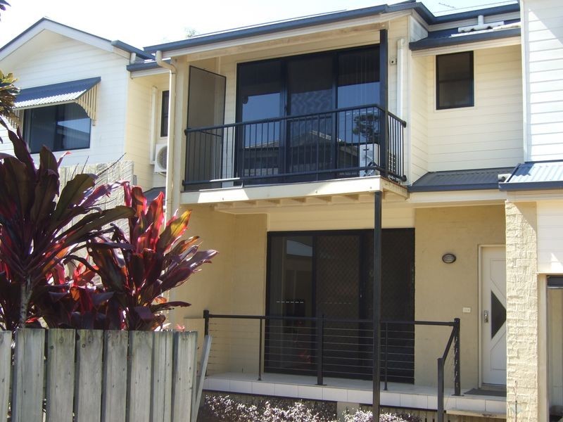 4/6 Soudan Street, Toowong QLD 4066