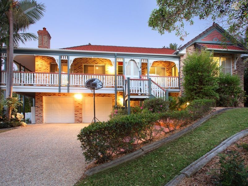 12 Martens Place, Brookfield QLD 4069