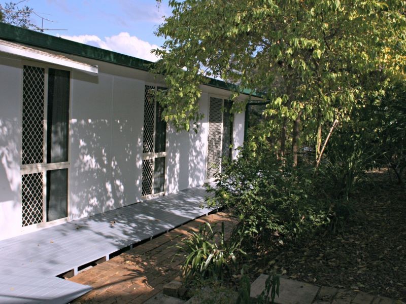 50 Tucker Street, Chapel Hill QLD 4069