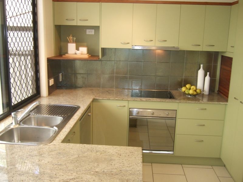 4/6 Soudan Street, Toowong QLD 4066