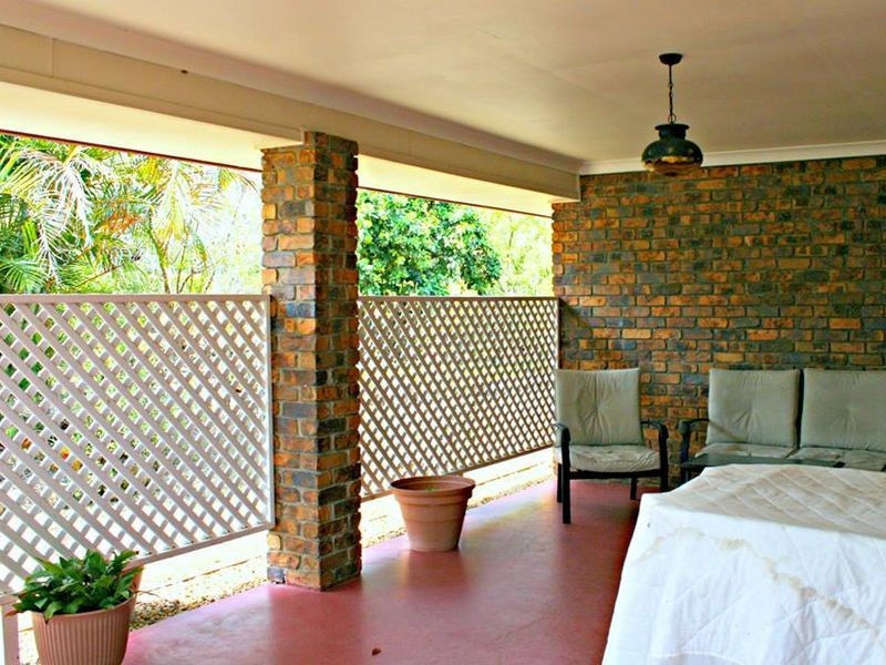 92 Kenmore Road, Kenmore QLD 4069