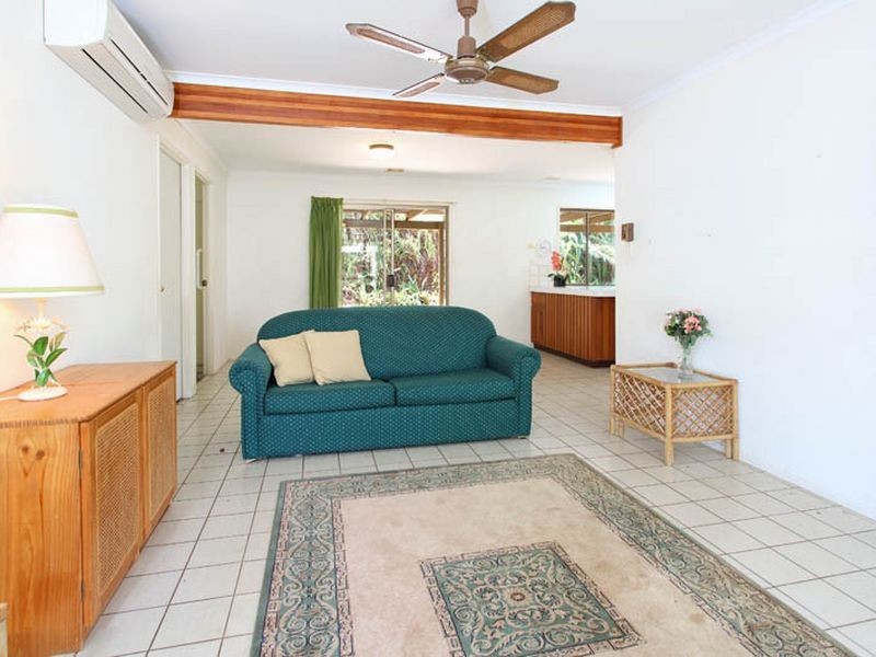 19 Wyndarra Street, Kenmore QLD 4069