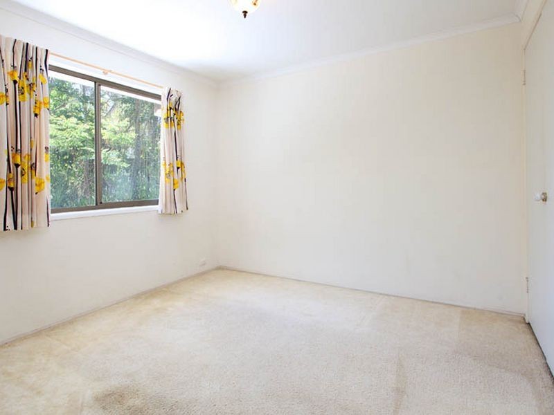 19 Wyndarra Street, Kenmore QLD 4069