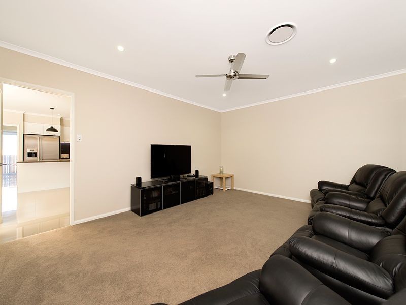 35 Greygum Place, Anstead QLD 4070