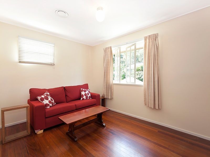 28 Ijong Street, Kenmore QLD 4069
