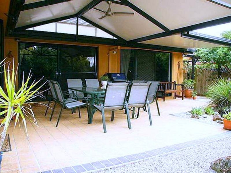 4 Dalewood Street, Moggill QLD 4070