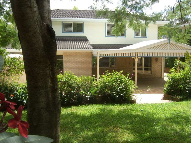 6 Blackbutt Place, Brookfield QLD 4069