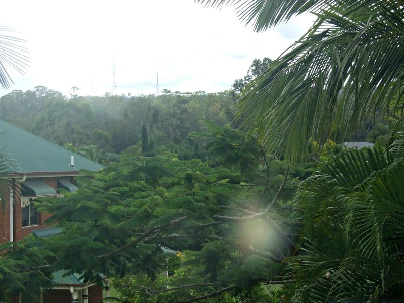 6 Blackbutt Place, Brookfield QLD 4069