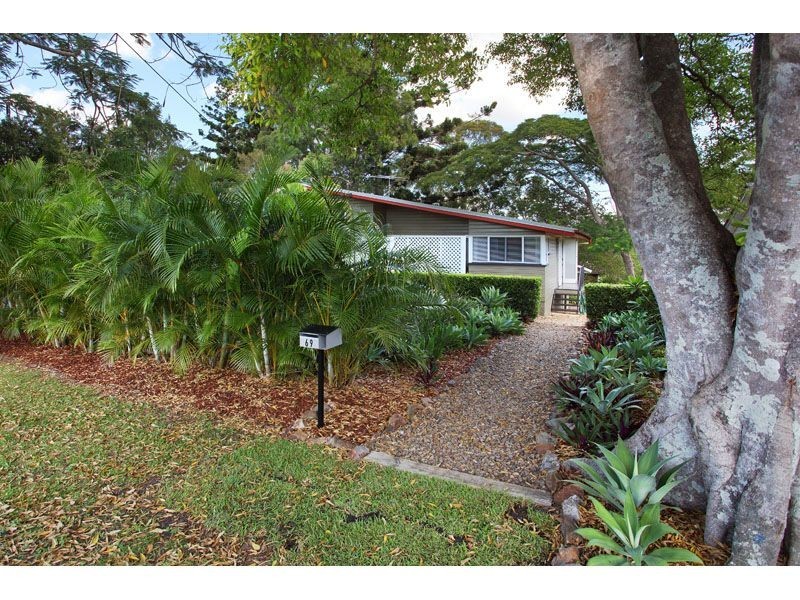 69 Kenmore Road, Kenmore QLD 4069