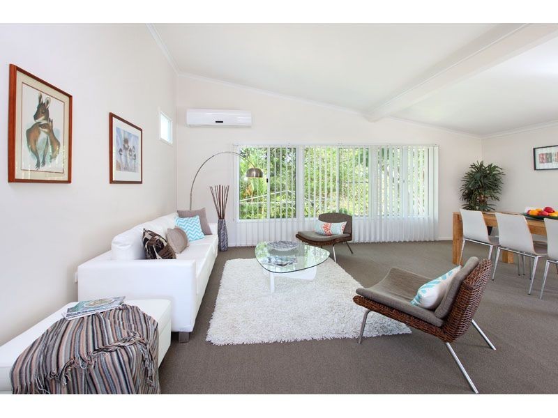 69 Kenmore Road, Kenmore QLD 4069