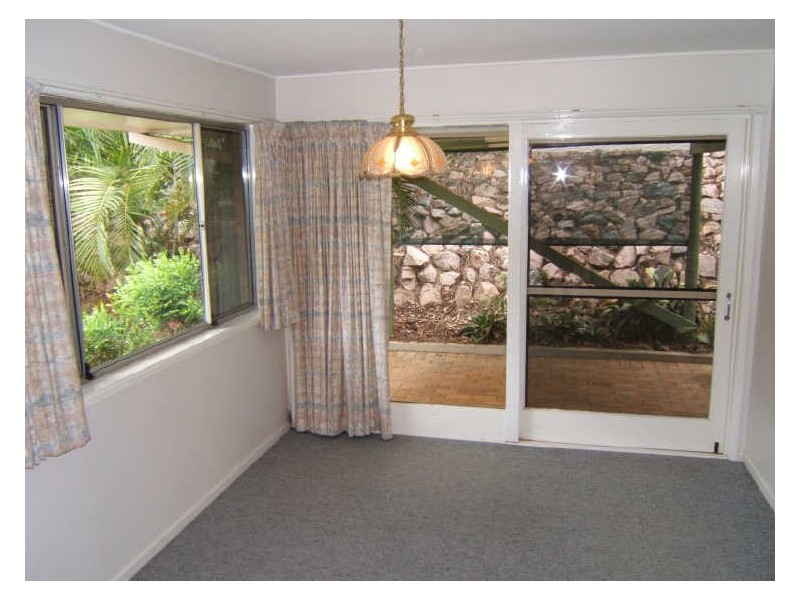 6 Lanark Street, Kenmore QLD 4069