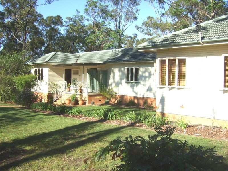 232 Bielby Road, Kenmore Hills QLD 4069