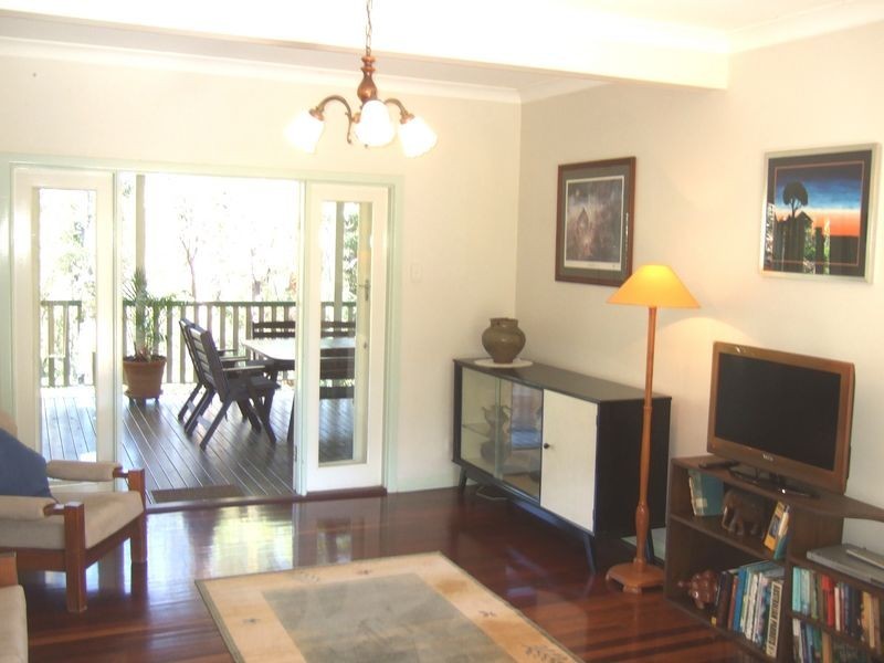 232 Bielby Road, Kenmore Hills QLD 4069